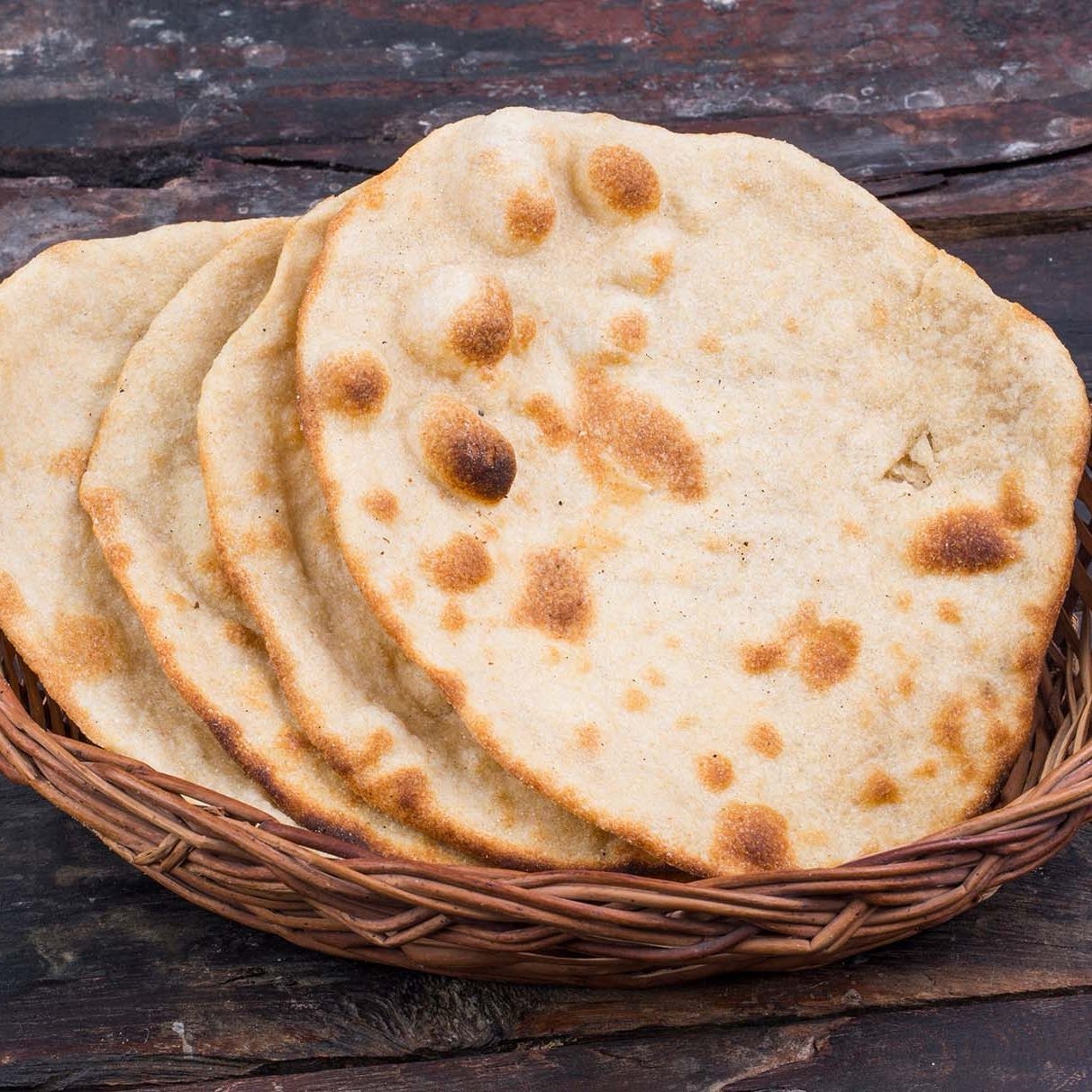 chapati-or-tanturi-roti-indian-whole-wheat-flat